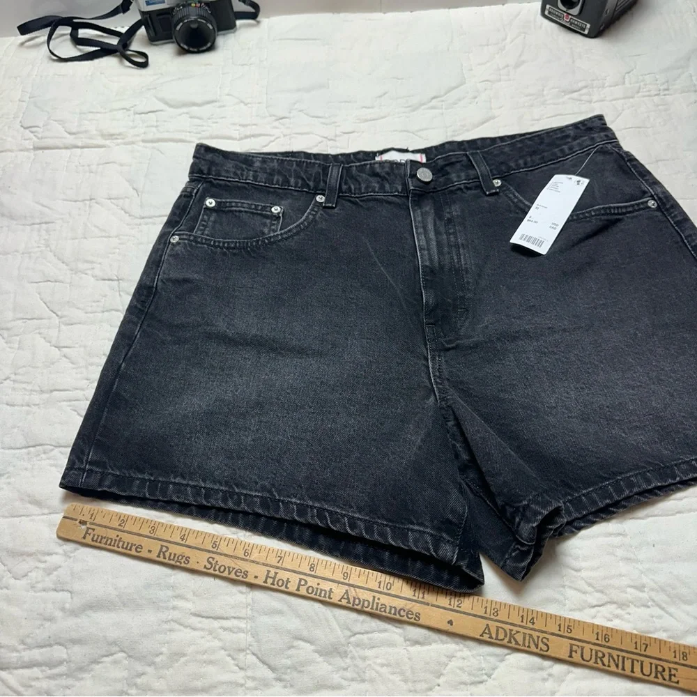 Washed Black Denim Shorts | High-Rise Relaxed Vintage-Style · BDG - Picture 8 of 13
